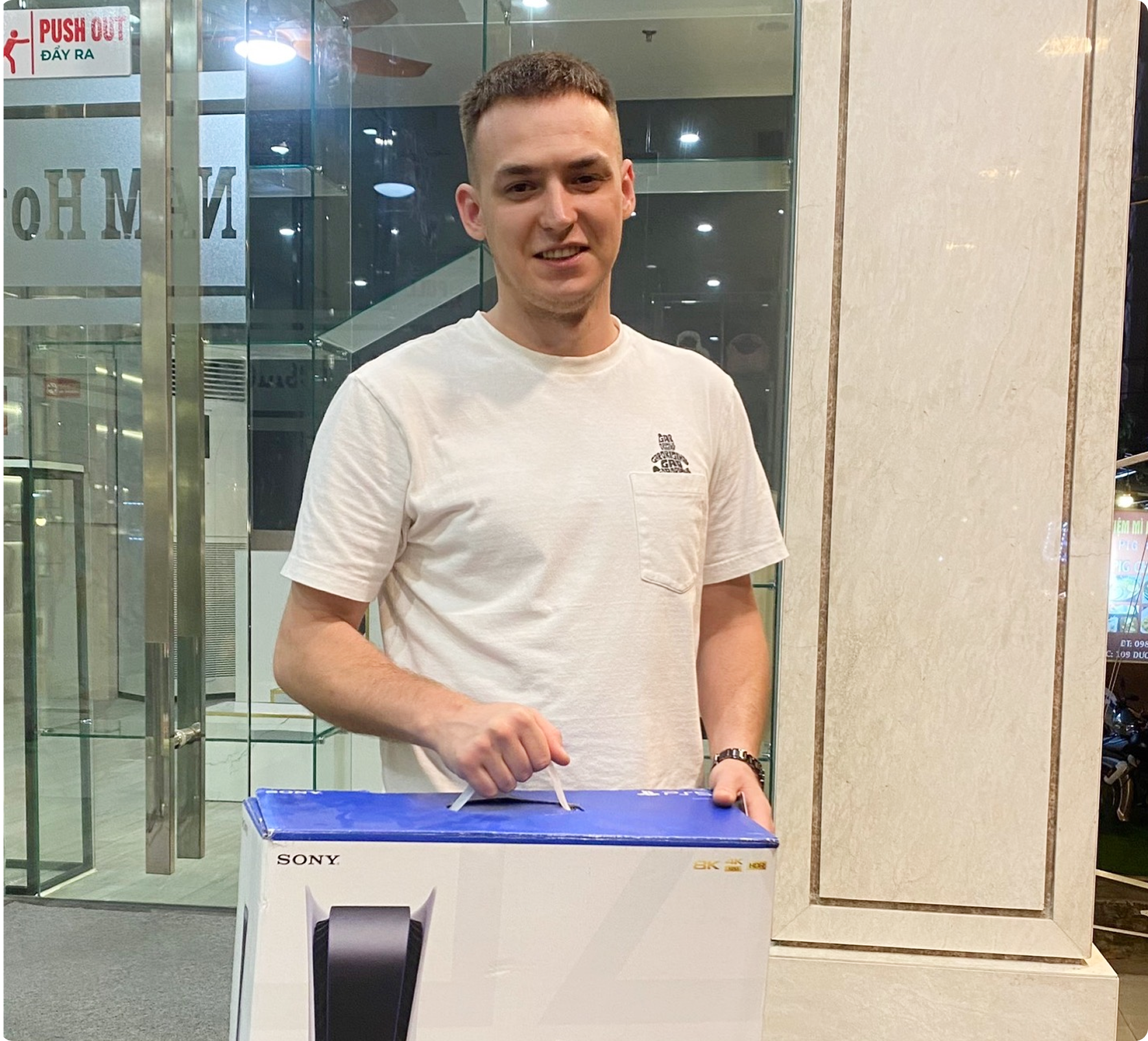 Happy customer with PS5 rental